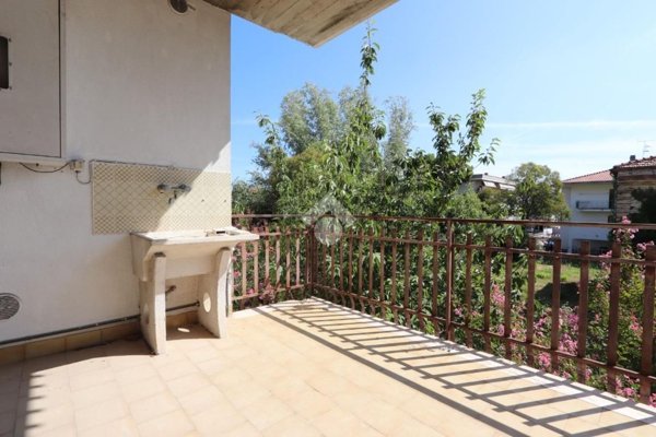 appartamento in vendita a Martinsicuro in zona Villa Rosa