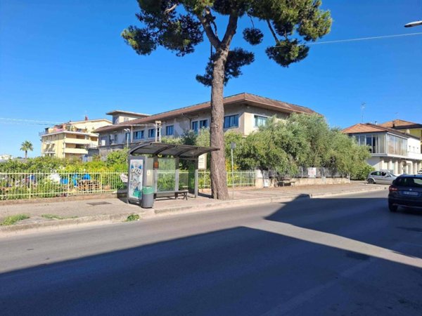 casa indipendente in vendita a Martinsicuro in zona Villa Rosa
