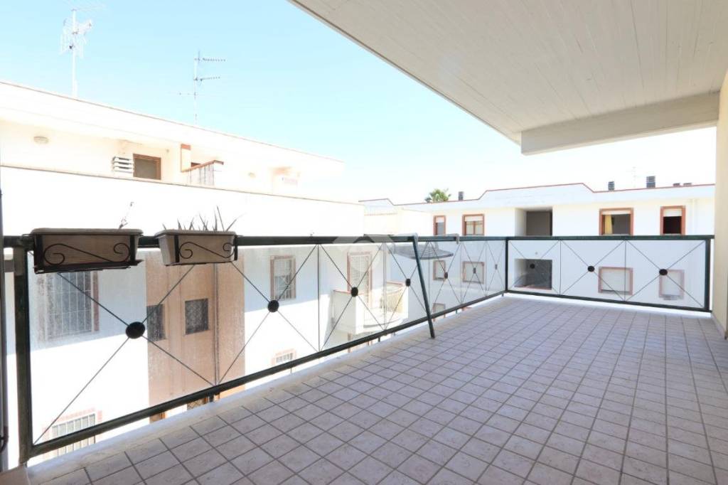 appartamento in vendita a Martinsicuro in zona Villa Rosa
