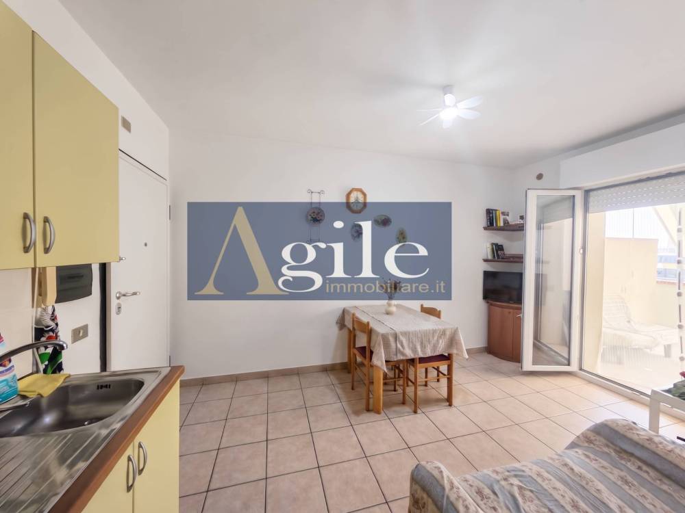 appartamento in vendita a Martinsicuro in zona Villa Rosa