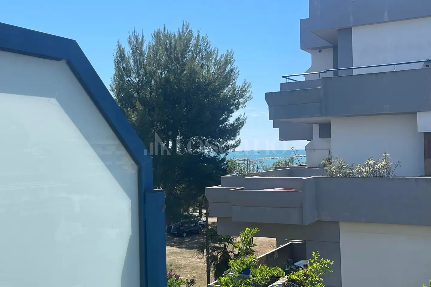 appartamento in vendita a Martinsicuro in zona Villa Rosa