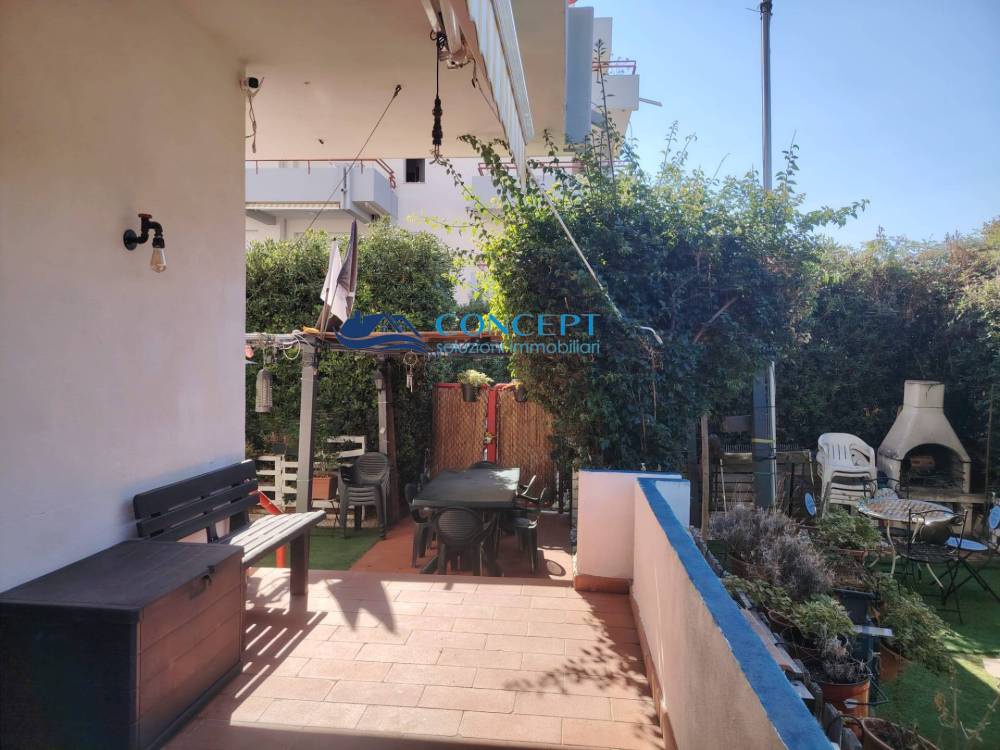 appartamento in vendita a Martinsicuro in zona Villa Rosa