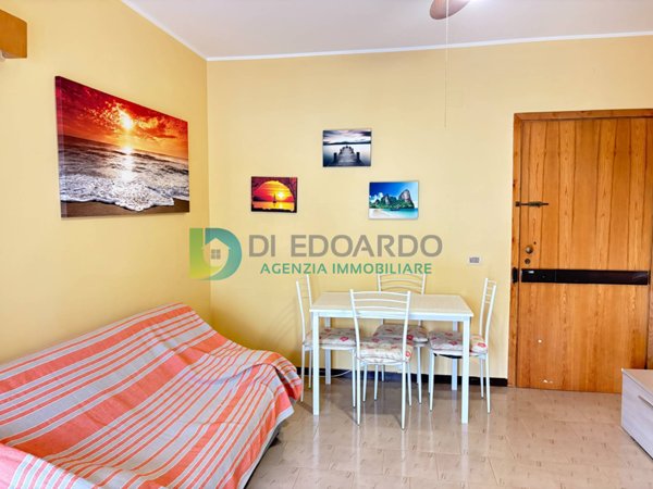 casa indipendente in vendita a Martinsicuro in zona Villa Rosa