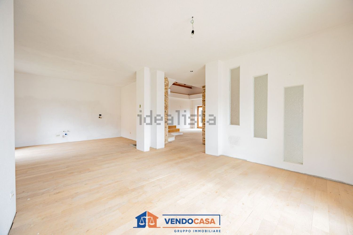 casa indipendente in vendita a Roccasparvera