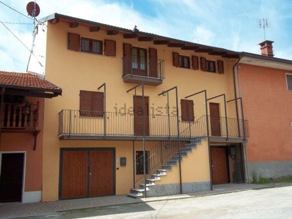 appartamento in vendita a Roccasparvera