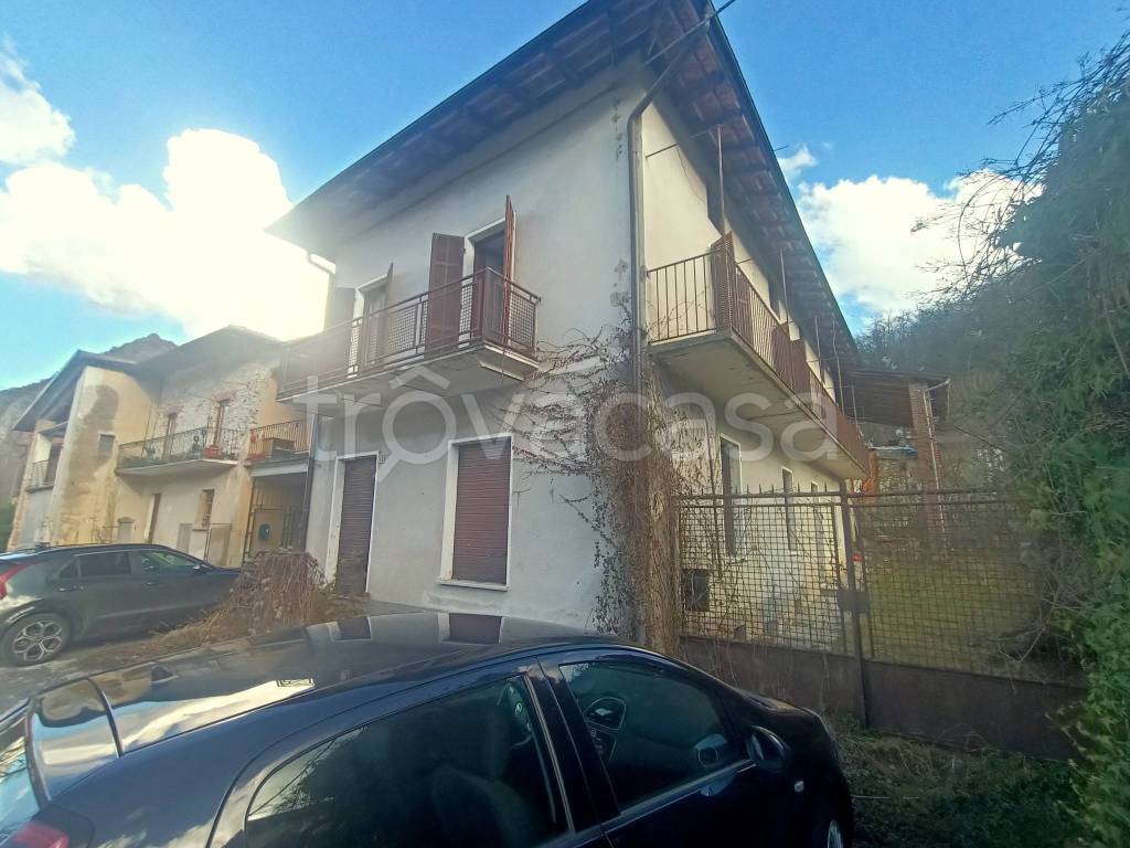 casa indipendente in vendita a Roccavione in zona Brignola