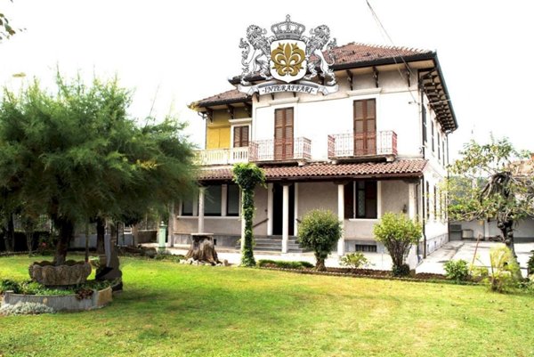 casa indipendente in vendita a Roccavione