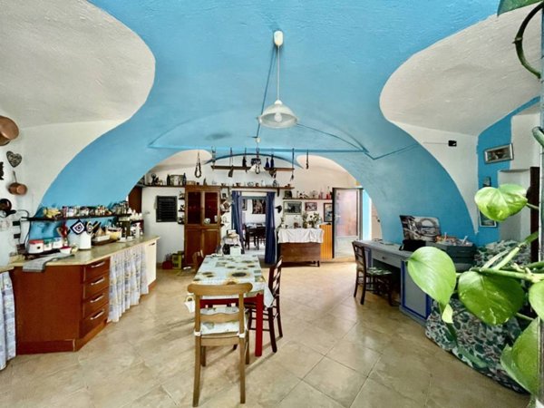 casa indipendente in vendita a Roccavione