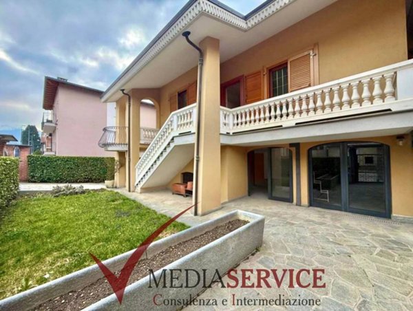 casa indipendente in vendita a Roccavione