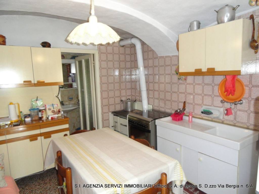casa indipendente in vendita a Roccavione in zona Tetto Parachetto