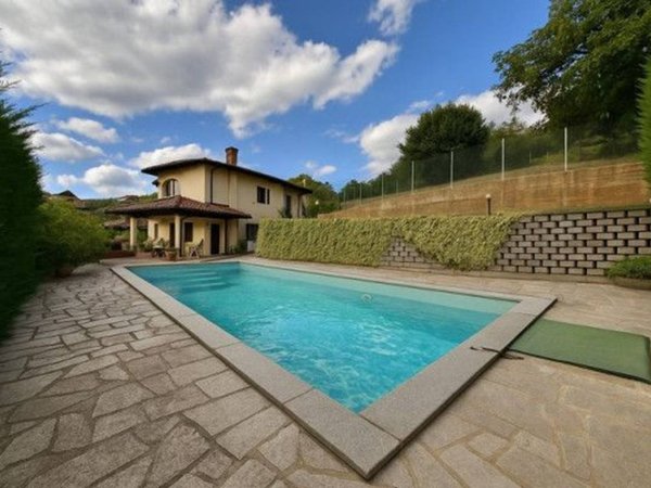 casa indipendente in vendita a Roddi