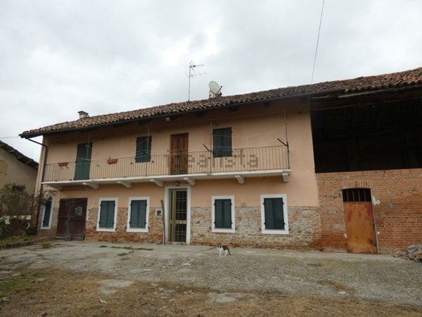 pentavano in vendita a Roddi