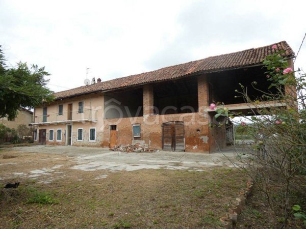casa indipendente in vendita a Roddi