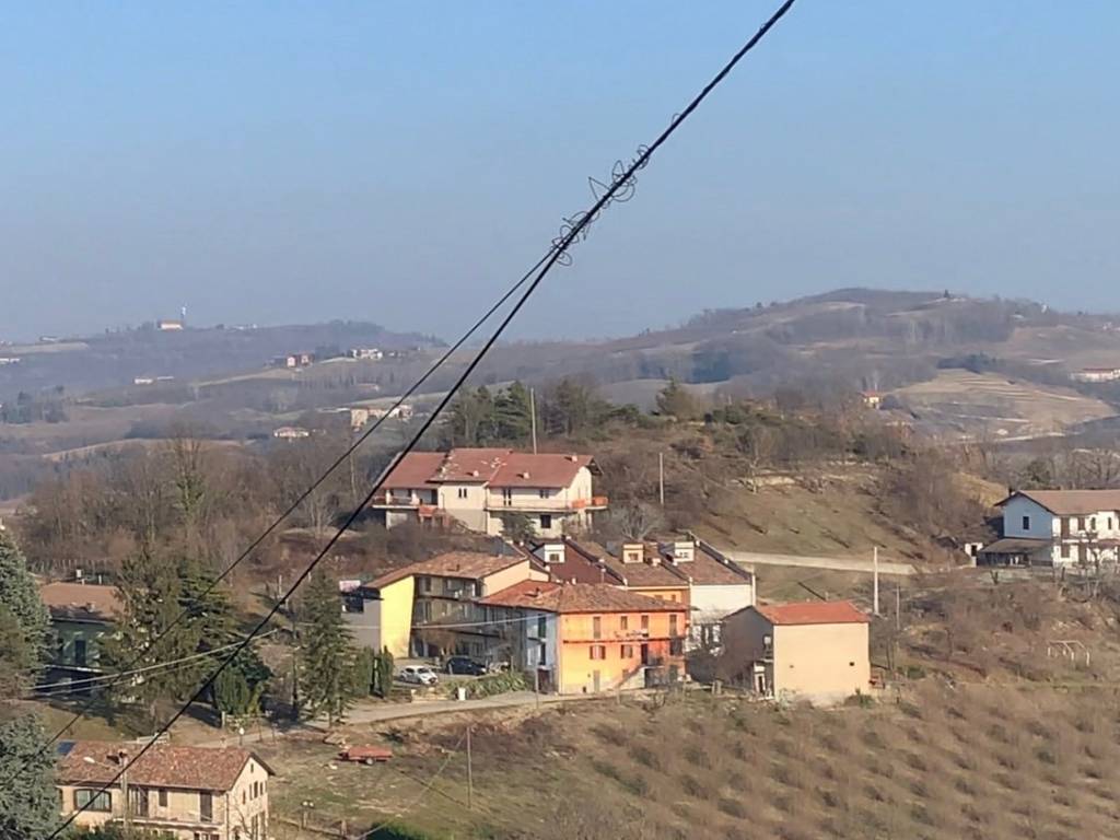 casa indipendente in vendita a Roddino