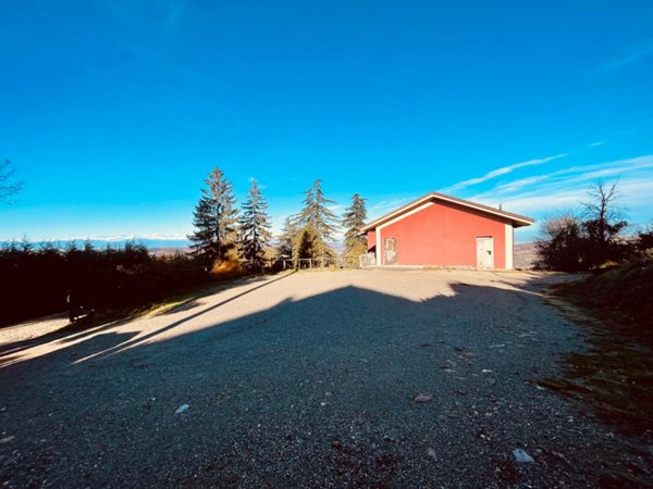 casa indipendente in vendita a Roddino