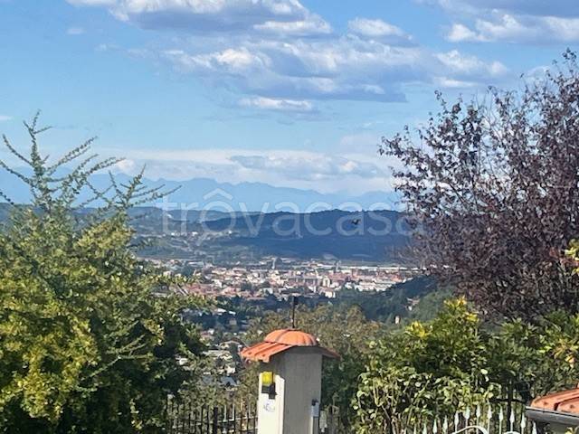 appartamento in vendita a Rodello