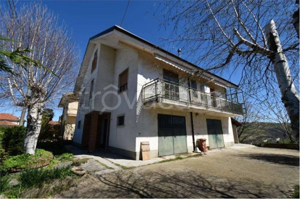 casa indipendente in vendita a Rodello