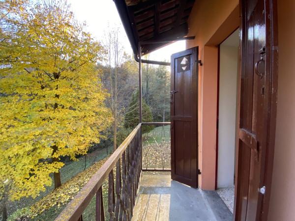 casale in vendita a Rodello