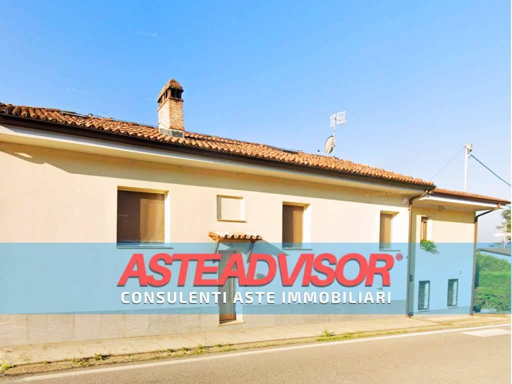 casa indipendente in vendita a Rodello