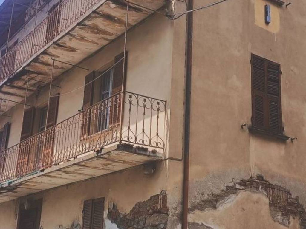 casa indipendente in vendita a Sale delle Langhe