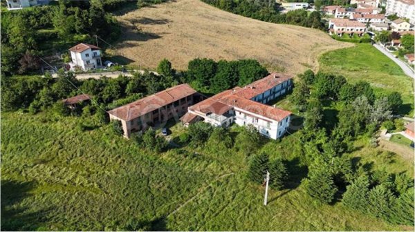 casa indipendente in vendita a Sale delle Langhe