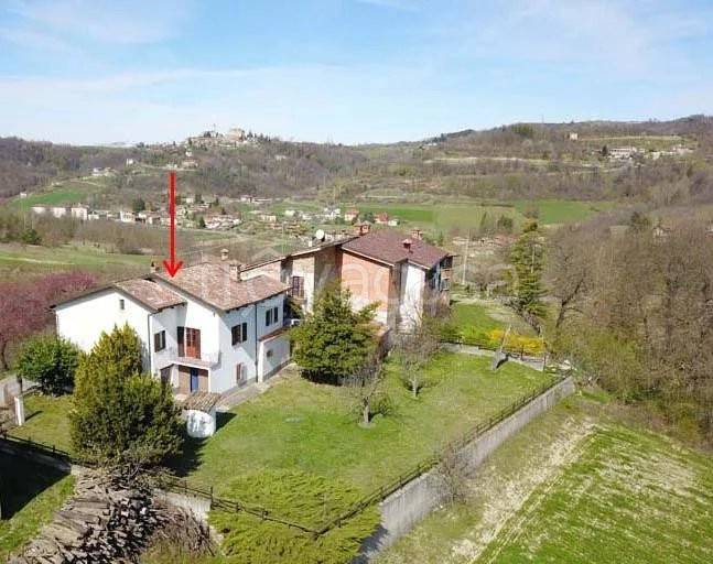 casa indipendente in vendita a Sale delle Langhe