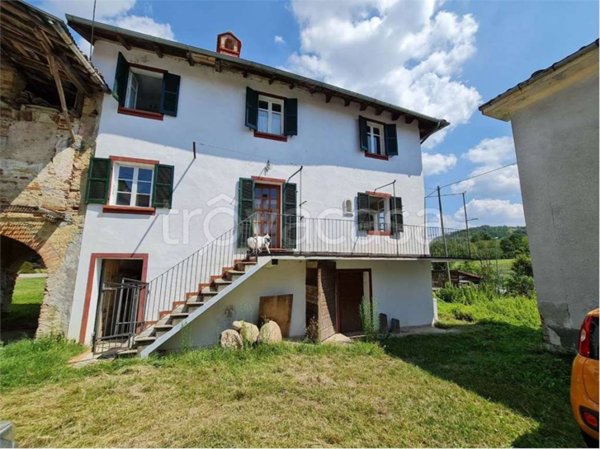 casa indipendente in vendita a Sale delle Langhe