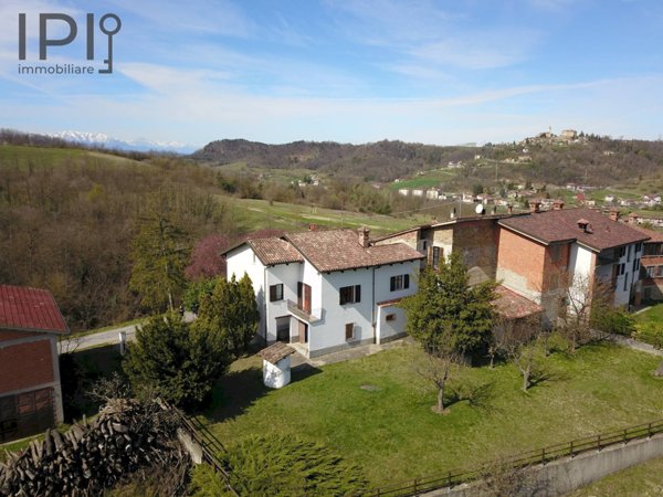 casa indipendente in vendita a Sale delle Langhe
