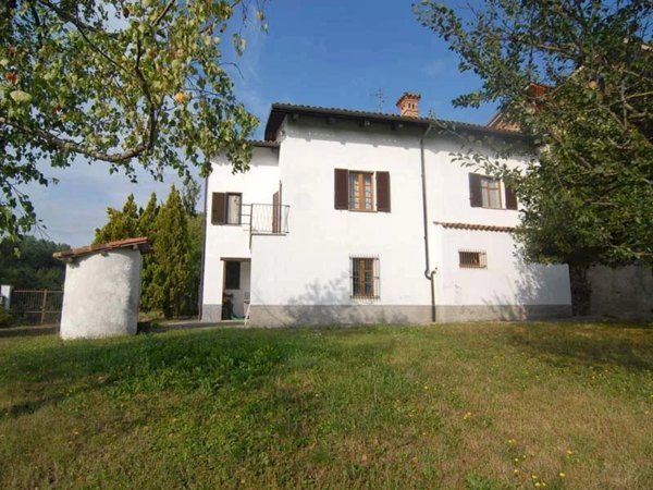 casa indipendente in vendita a Sale delle Langhe