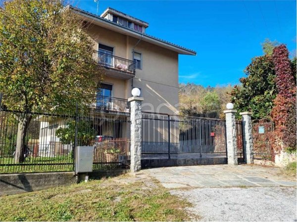 casa indipendente in vendita a Sale delle Langhe