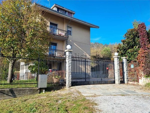 casa indipendente in vendita a Sale delle Langhe