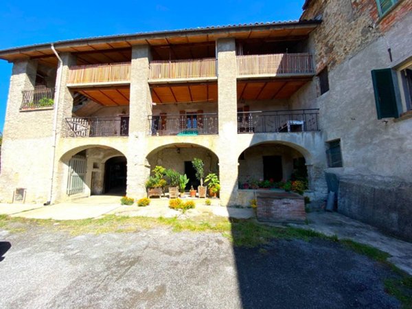casa indipendente in vendita a Sale San Giovanni