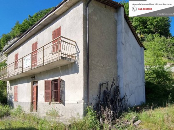 casa indipendente in vendita a Saliceto