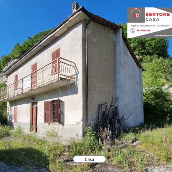 casa indipendente in vendita a Saliceto