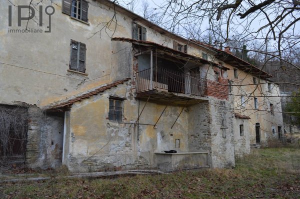 trivano in vendita a Saliceto