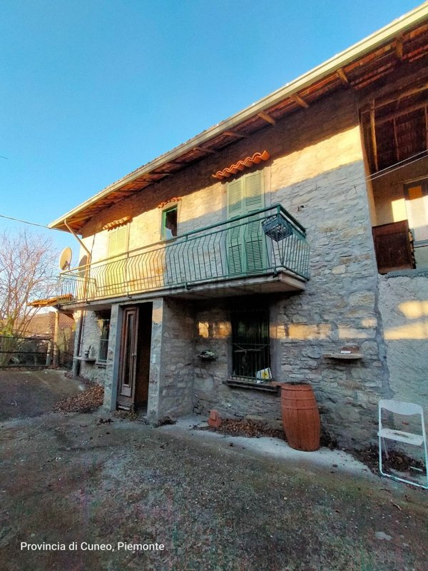 casa indipendente in vendita a Saliceto