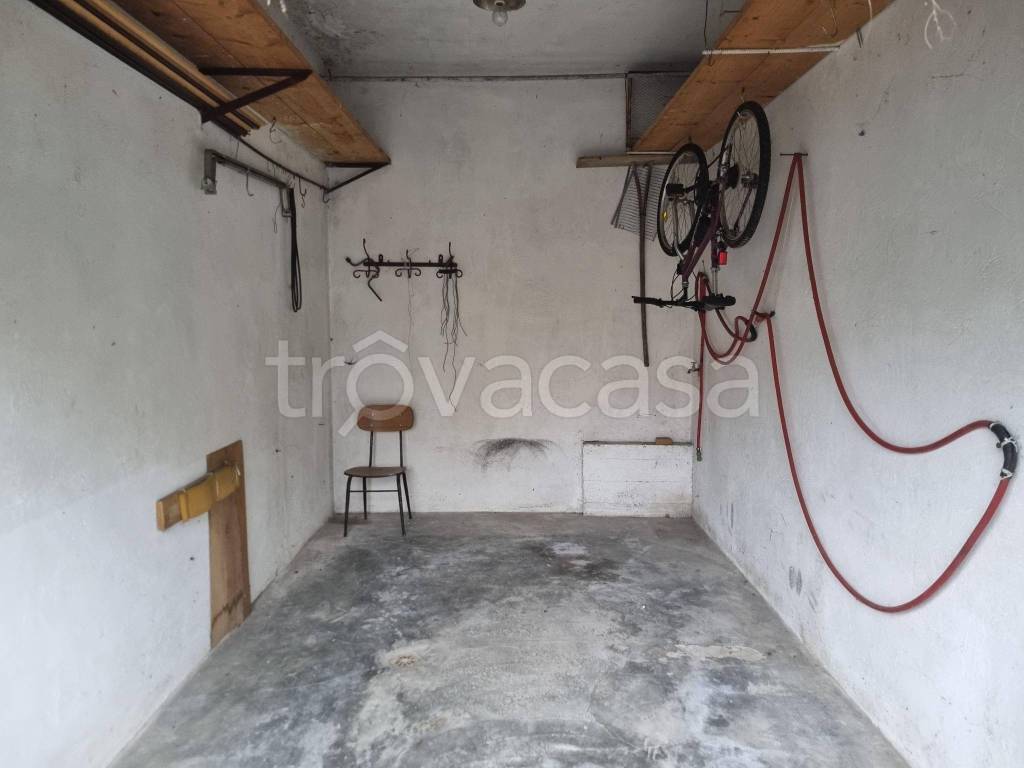 locale di sgombero in vendita a Saliceto