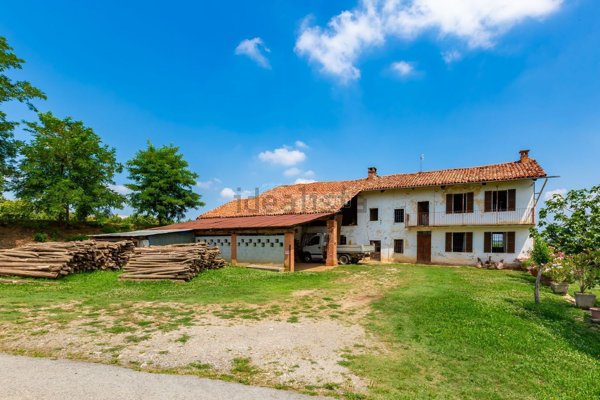 appartamento in vendita a Salmour