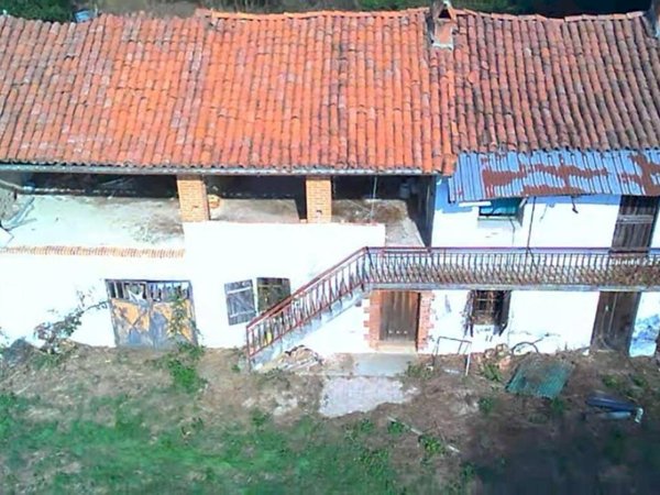 casa indipendente in vendita a Salmour