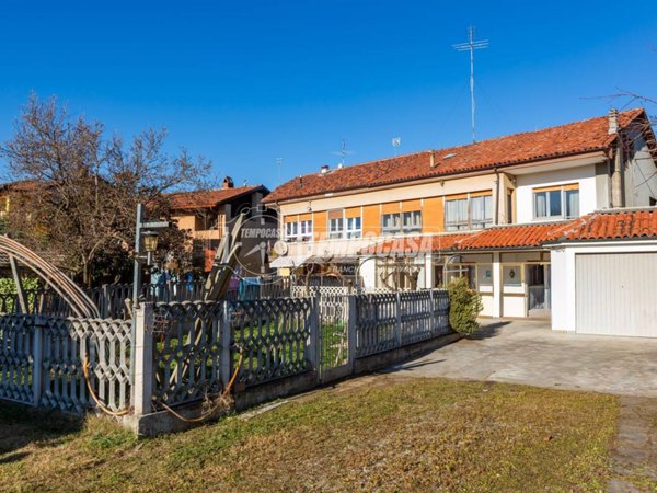 casa indipendente in vendita a Salmour