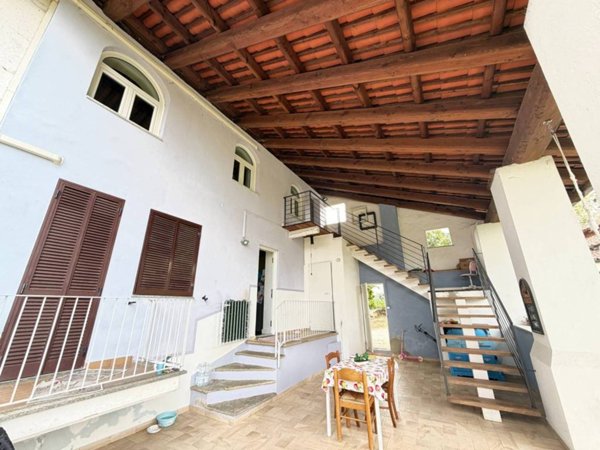 casa indipendente in vendita a Salmour