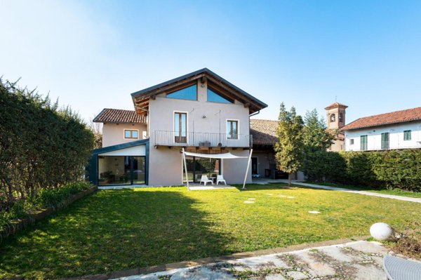 casa indipendente in vendita a Saluzzo in zona Ruata Eandi