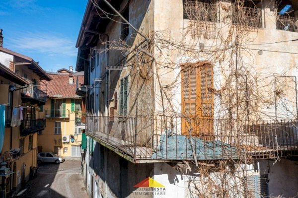 locale commerciale in vendita a Saluzzo