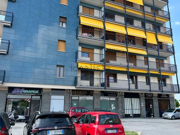 locale commerciale in vendita a Saluzzo