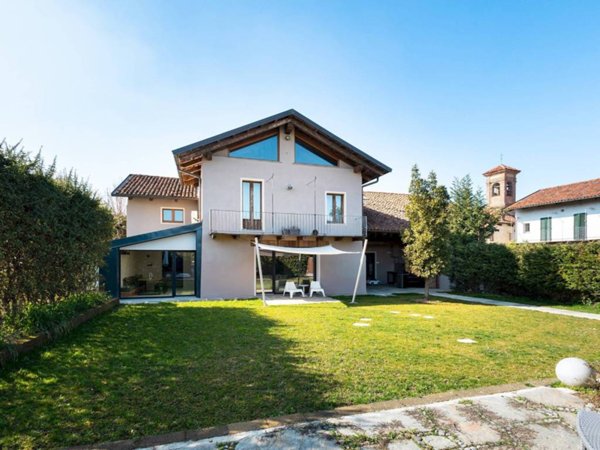 casa indipendente in vendita a Saluzzo in zona Ruata Eandi