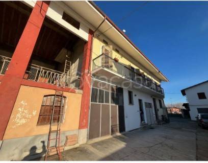 appartamento in vendita a Saluzzo in zona Via dei Romani