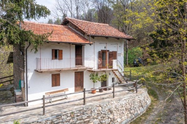 casa indipendente in vendita a Saluzzo in zona San Lazzaro