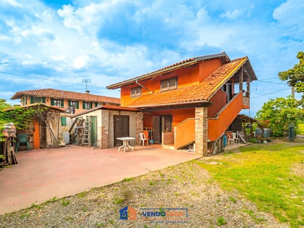 casa indipendente in vendita a Saluzzo