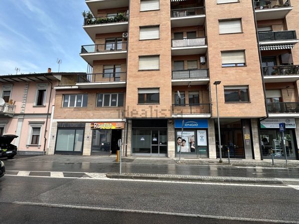 negozio in vendita a Saluzzo