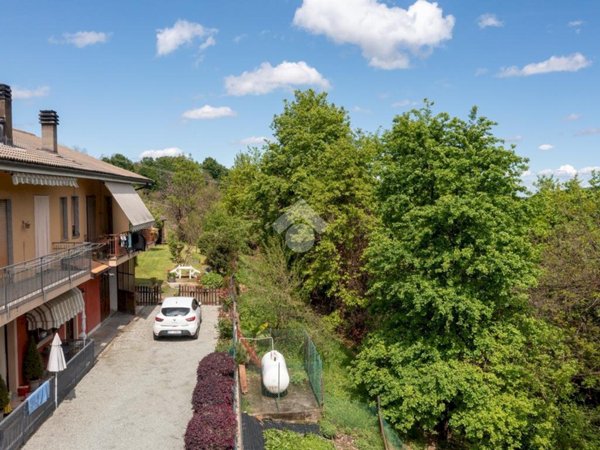 casa indipendente in vendita a Saluzzo in zona Castellar